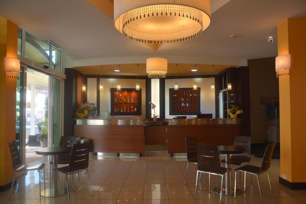 Hotel Orly Cesenatico Buitenkant foto