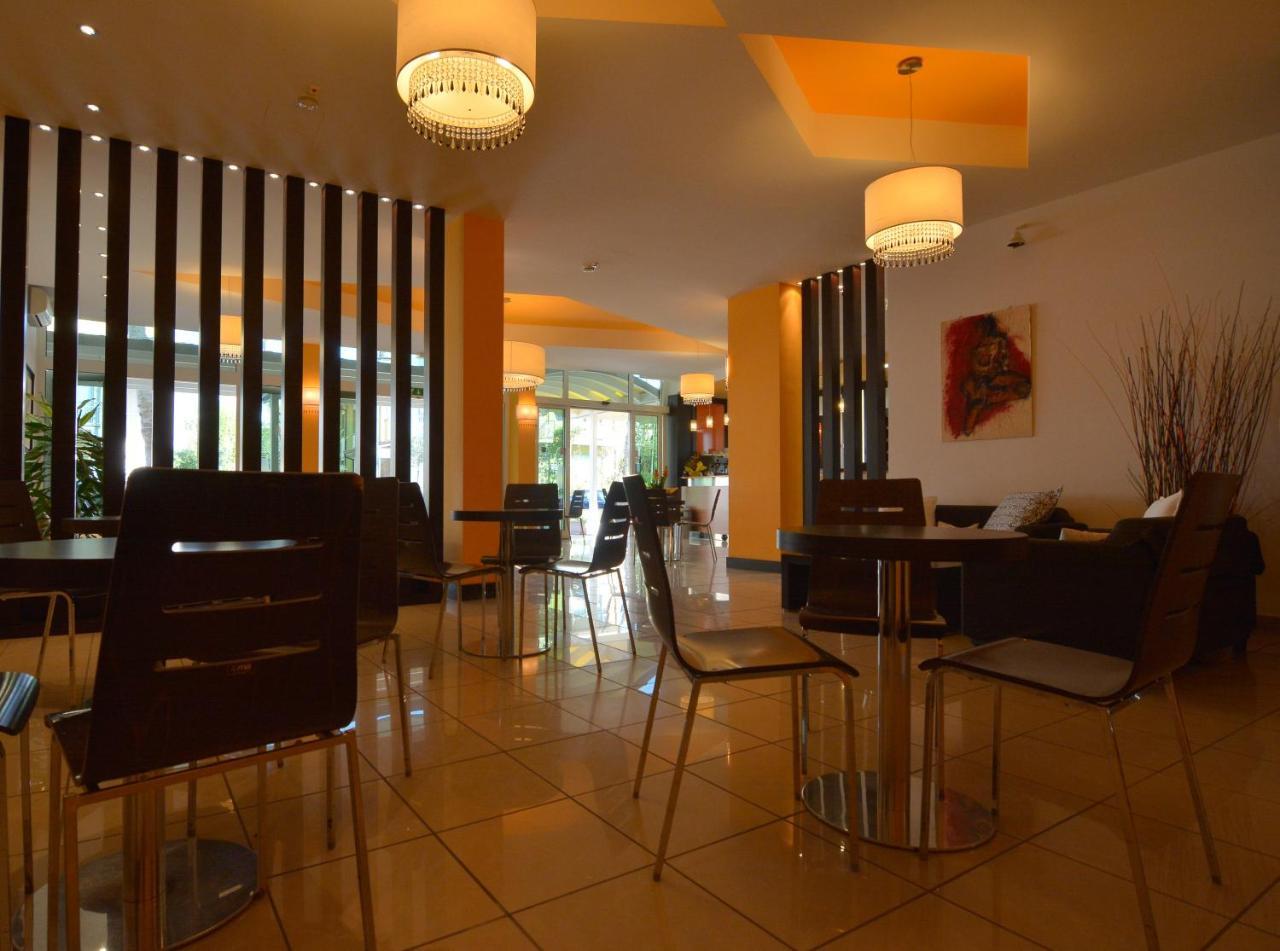 Hotel Orly Cesenatico Buitenkant foto
